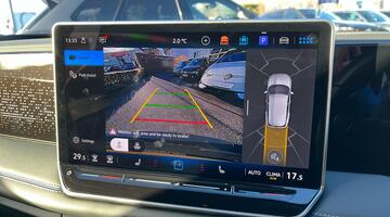 2025 Volkswagen ETSI MHEV R-Line DSG Euro 6 5-door (Grey) - Image: 21