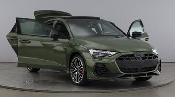 2025 Audi Saloon Black Edition TFSI 333 PS S tronic (Green) - Image: 9