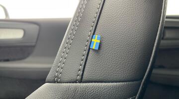 2025 Volvo 2.0 B3 MHEV Ultra Bright DCT Auto Euro 6 5-door (Blue) - Image: 36