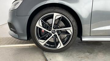 2019 Audi 2.0 TFSI Black Edition Sportback S Tronic quattro Euro 6 5-door (Grey) - Image: 39