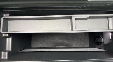 2025 Volkswagen 2.0 TSI R-Line DSG Euro 6 5-door (Black) - Image: 22