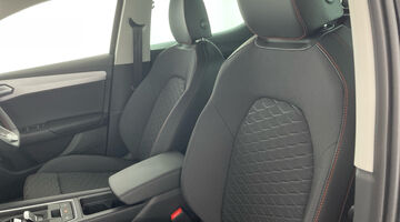 2025 SEAT EHybrid 25.8kWh FR DSG Euro 6 5-door (Black) - Image: 28