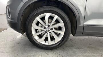 2025 Volkswagen TSI Match Euro 6 5-door (Grey) - Image: 35