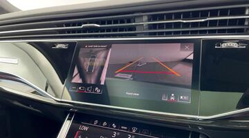 2025 Audi 4.0 TFSI V8 Black Edition Tiptronic quattro Euro 6 5-door (Black) - Image: 16