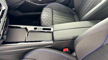 2025 Volkswagen TSI eHybrid 19.7kWh R-Line DSG Euro 6 5-door (Silver) - Image: 38