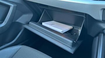 2022 Audi 1.0 TFSI 30 S line Sportback Euro 6 5-door (Yellow) - Image: 33