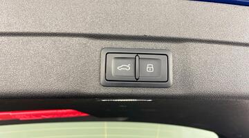 2025 Audi 2.0 TDI Launch Edition S Tronic quattro Euro 6 5-door (Blue) - Image: 35