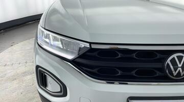 2022 Volkswagen TSI Life Euro 6 5-door (White) - Image: 36