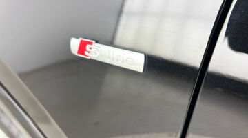 2019 Audi TDI 30 S line Euro 6 5-door (Black) - Image: 36