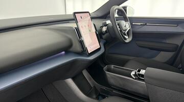 2025 Volvo Single Motor Extended Range 69kWh Plus Auto 5-door (Black) - Image: 2