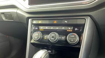 2021 Volkswagen TSI EVO R-Line DSG Euro 6 5-door (Red) - Image: 25