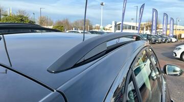 2025 Volkswagen 1.0 TSI Life Euro 6 5-door (Black) - Image: 35