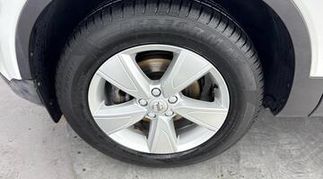 2021 Volvo T2 Momentum Core Euro 6 5-door (White) - Image: 33