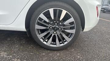 2023 Ford 1.0T EcoBoost MHEV Titanium X Euro 6 5-door (White) - Image: 24