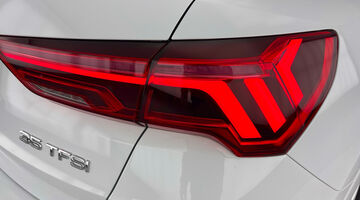 2025 Audi TFSI CoD 35 S line S Tronic Euro 6 5-door (White) - Image: 28