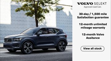 2025 Volvo Twin Performance 69kWh Plus Auto 5-door (Black) - Image: 7