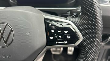 2022 Volkswagen TSI R-Line DSG Euro 6 5-door (Grey) - Image: 28