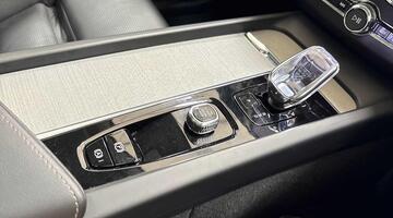 2025 Volvo 2.0h T8 18.8kWh Ultra Bright Auto Euro 6 5-door (Blue) - Image: 32