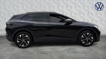2025 Volkswagen Pro 77kWh Match Auto 5-door (Black) - Image: 4