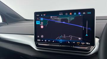 2024 Volkswagen Pro 77kWh Match Auto 5-door (Red) - Image: 13