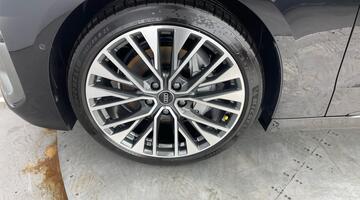 2025 Audi 100kWh S line Auto quattro 5-door (Black) - Image: 40