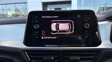 2022 Volkswagen 1.0 TSI Life Euro 6 5-door (Red) - Image: 32