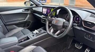 2022 CUPRA 2.0 TSI VZDSG 4-doorive Euro 6 5dr (Grey) - Image: 6