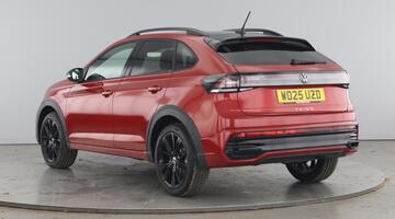 2025 Volkswagen 1.0 TSI Black Edition Euro 6 5-door (Black) - Image: 3