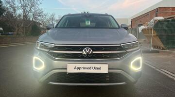 2024 Volkswagen TSI Style DSG Euro 6 5-door (Silver) - Image: 9