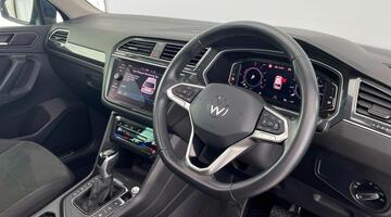 2023 Volkswagen TSI 13kWh Elegance DSG Euro 6 5-door (Blue) - Image: 6