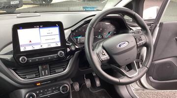 2017 Ford 1.0T EcoBoost Titanium Euro 6 5-door (Silver) - Image: 6
