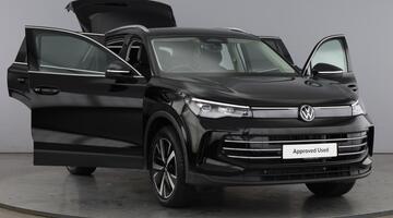 2025 Volkswagen TSI eHybrid 19.7kWh Elegance DSG Euro 6 5-door (Black) - Image: 9