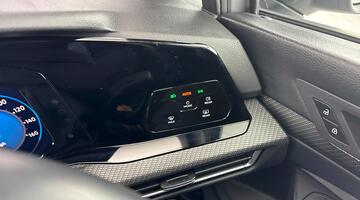 2022 Volkswagen ETSI MHEV R-Line DSG Euro 6 5-door (Grey) - Image: 21