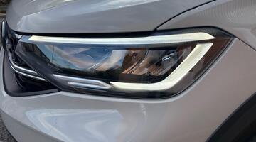 2024 Volkswagen 1.0 TSI Life Euro 6 5-door (Grey) - Image: 10