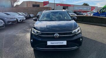 2025 Volkswagen 1.0 TSI Life Euro 6 5-door (Black) - Image: 7