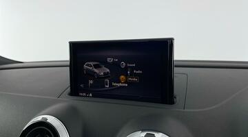 2019 Audi 2.0 TFSI Black Edition Sportback S Tronic quattro Euro 6 5-door (Grey) - Image: 18