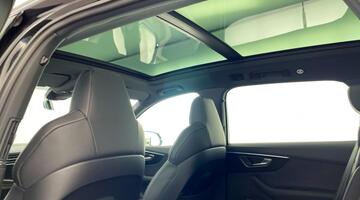 2025 Audi 4.0 TFSI V8 Black Edition Tiptronic quattro Euro 6 5-door (Black) - Image: 39