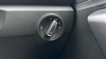 2019 Volkswagen TSI EVO SE Euro 6 5-door (Blue) - Image: 12