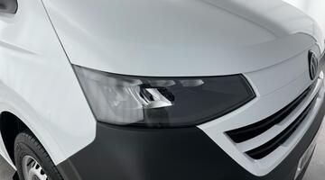 2025 Volkswagen 2.0 TDI T28 Commerce Plus FWD SWB Euro 6 5-door (White) - Image: 40