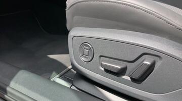 2025 Audi 2.0 TDI 40 Black Edition S Tronic quattro Euro 6 5-door (Black) - Image: 14