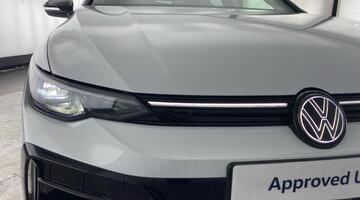 2025 Volkswagen 2.0 TSI R Black Edition DSG 4Motion Euro 6 5-door (White) - Image: 51