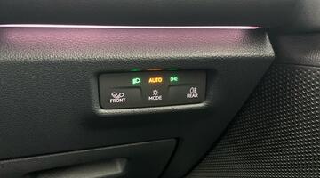 2025 Volkswagen TSI eHybrid 19.7kWh Elegance DSG Euro 6 5-door (Black) - Image: 23