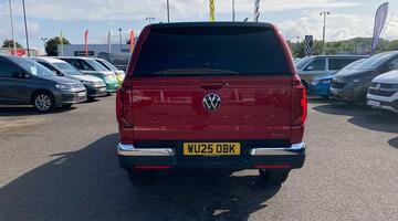 2025 Volkswagen 2.0 TDI Style Auto 4Motion Euro 6 4-door (Red) - Image: 21