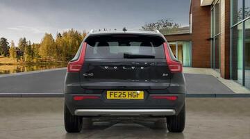 2025 Volvo 2.0 B4 MHEV Ultra Bright DCT Auto Euro 6 5-door (Black) - Image: 4