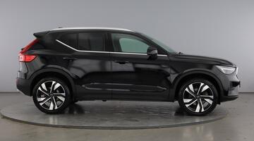 2025 Volvo 2.0 B4 MHEV Ultra Bright DCT Auto Euro 6 5-door (Black) - Image: 4