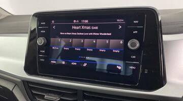 2025 Volkswagen TSI Match Euro 6 5-door (Silver) - Image: 15