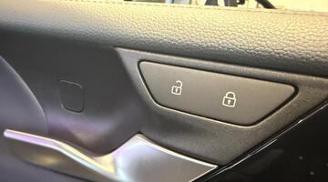 2026 Volkswagen R-Line 1.5 TSI eHybrid 204 PS 6-Speed DSG 5-door (Green) - Image: 16