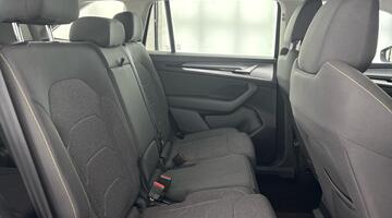 2024 Škoda 2.0 TDI SE DSG Euro 6 5-door (7 Seat) (Black) - Image: 30