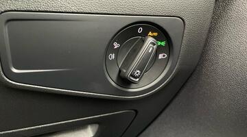 2022 Volkswagen 2.0 TSI R DSG 4Motion Euro 6 5-door (White) - Image: 24