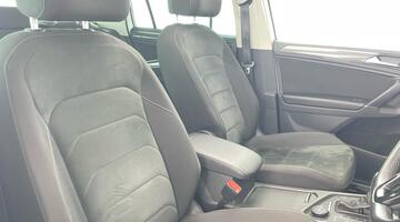 2018 Volkswagen 2.0 TSI SEL DSG 4Motion Euro 6 5-door (White) - Image: 33